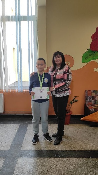 IMG-b69c1d74a6e18a9de38d4520fc95d3b6-V